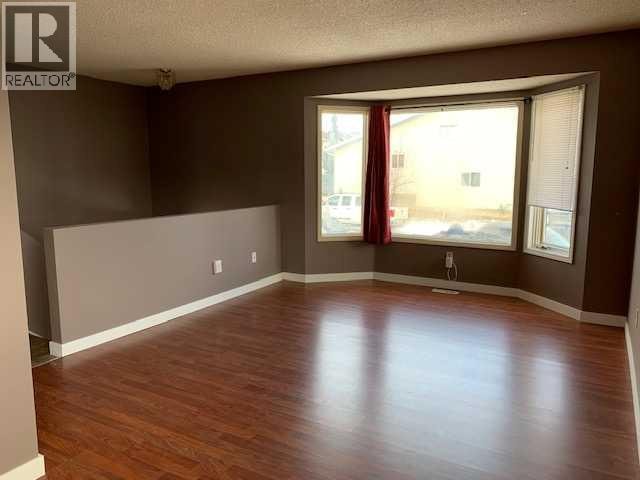 250 Falmere Way NE — photo 2
