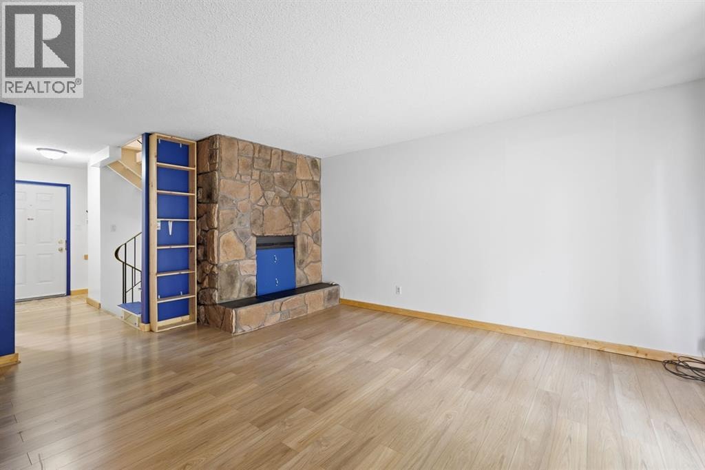 316 84 Avenue SE — photo 4
