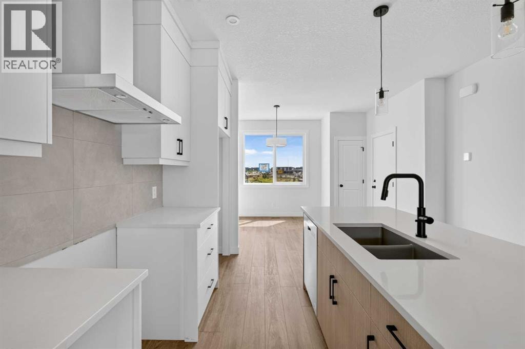 26 Starling Boulevard NW — photo 4