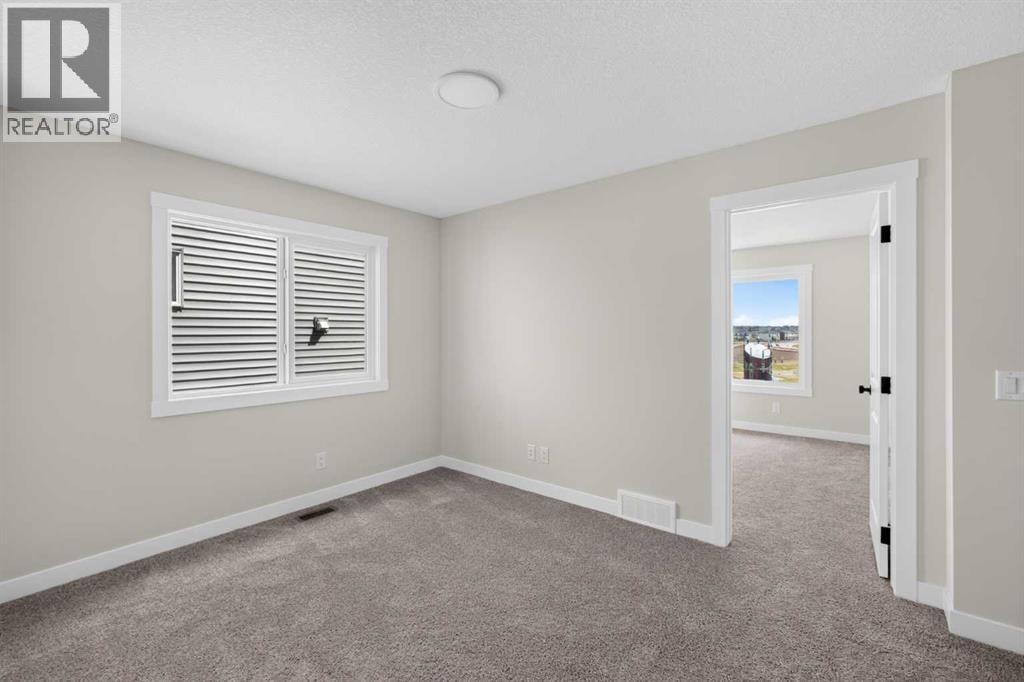 26 Starling Boulevard NW — photo 17