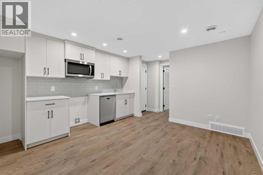 26 Starling Boulevard NW — photo 25