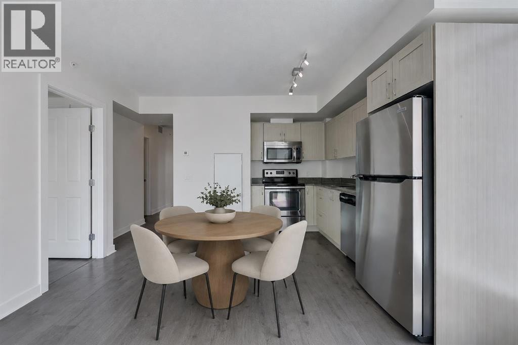 1207, 10 Brentwood Common NW — photo 5
