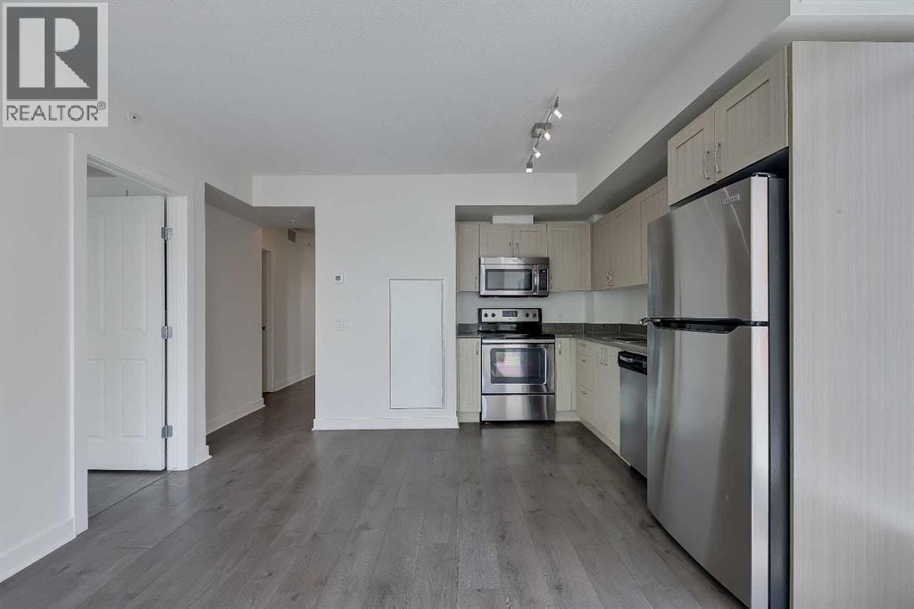 1207, 10 Brentwood Common NW — photo 7