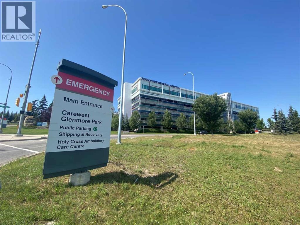 1439 90 Avenue SW — photo 47