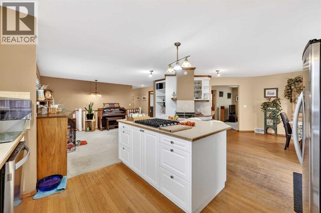 1124 Gleneagles Drive — photo 8