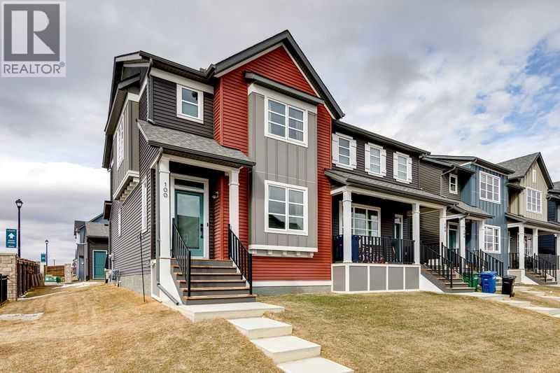 100 Langwell Common SE — photo 1