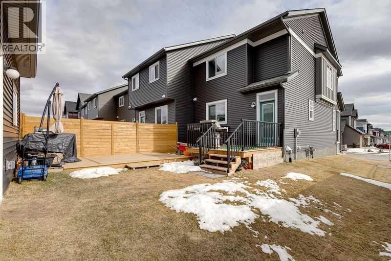 100 Langwell Common SE — photo 21