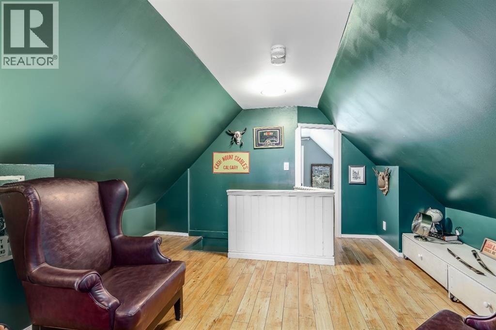 1517 12 Avenue SW — photo 30