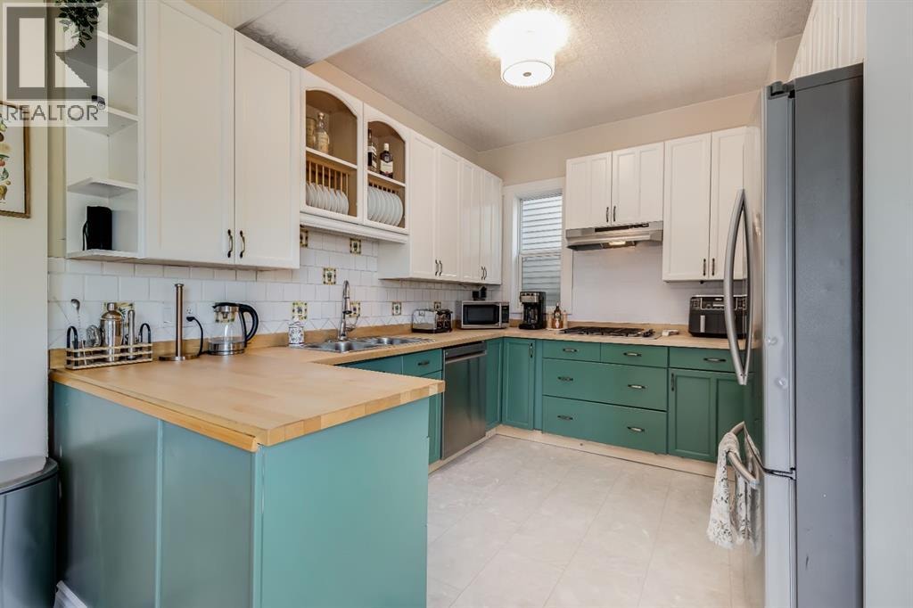1517 12 Avenue SW — photo 12