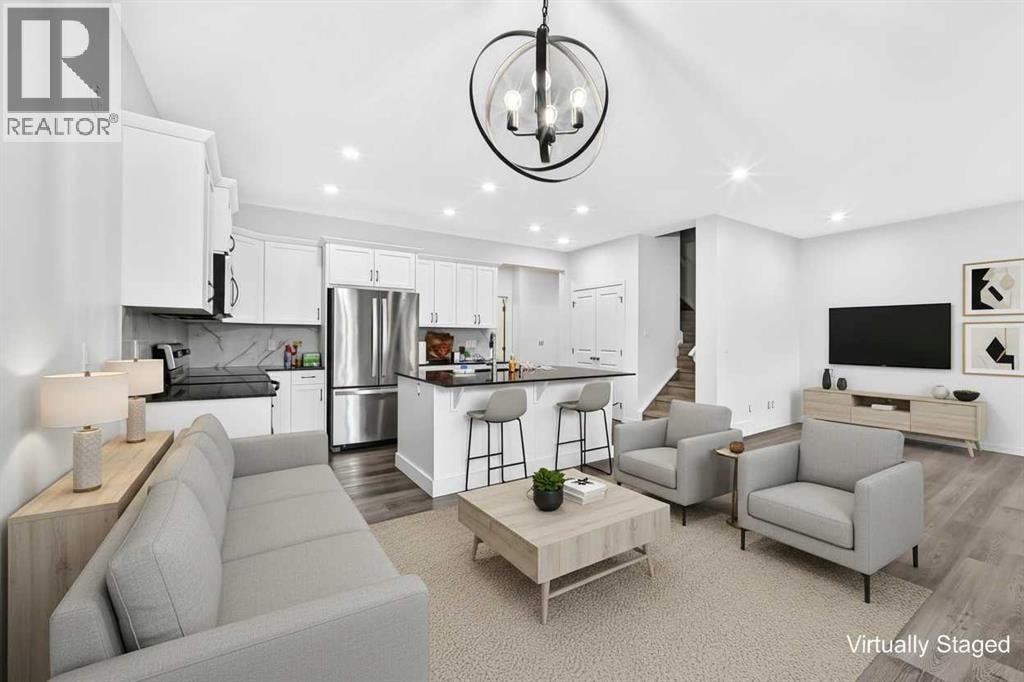 349 Seton Villas SE — photo 3