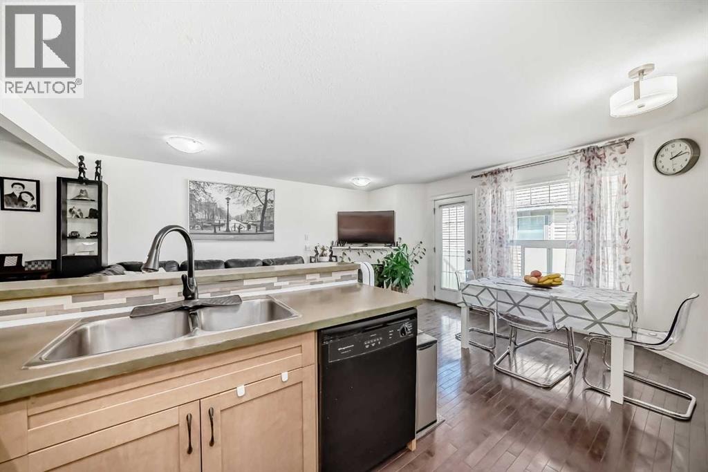 65 Spring Meadows Bay — photo 16
