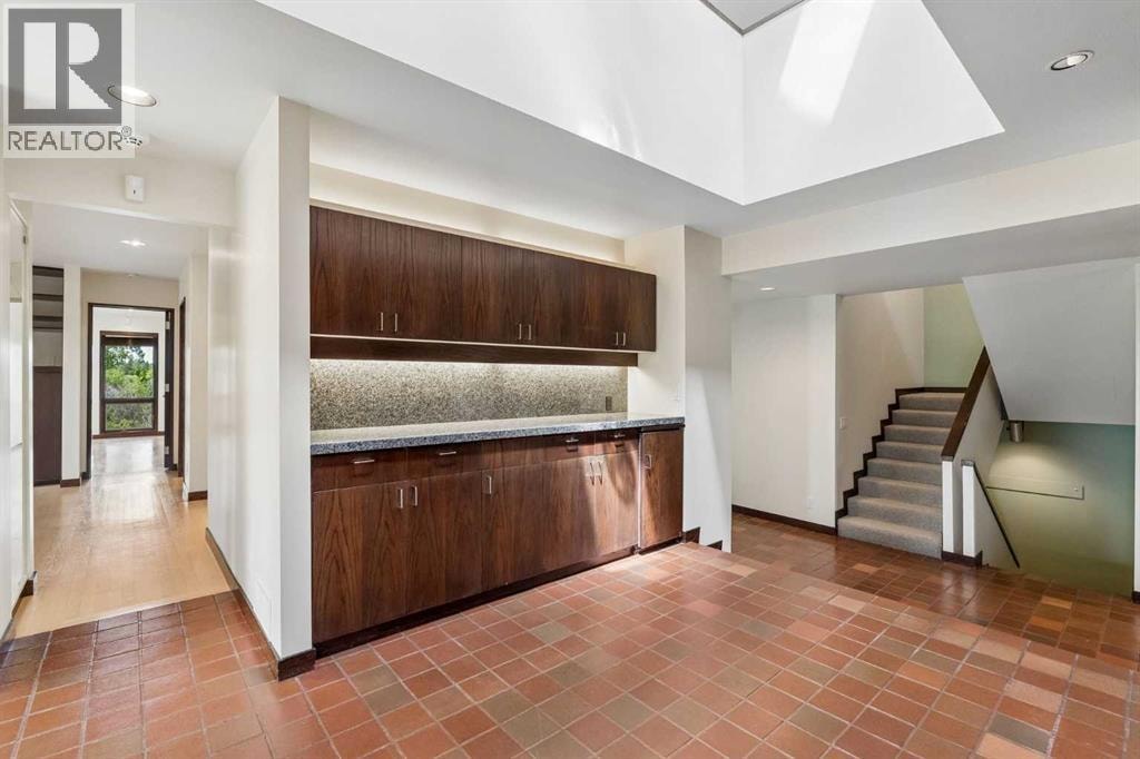 237 Escarpment Drive — photo 30