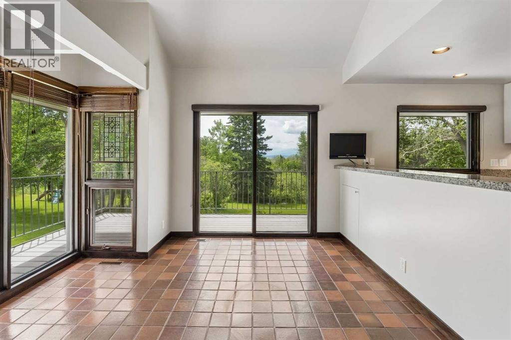 237 Escarpment Drive — photo 25