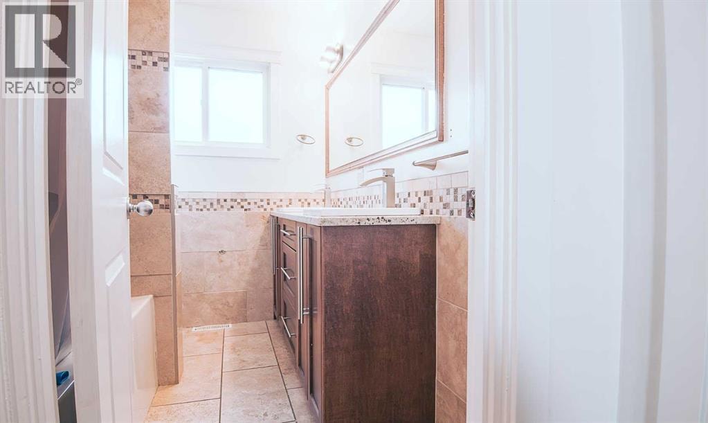 15 Hamlet Road SW — photo 12