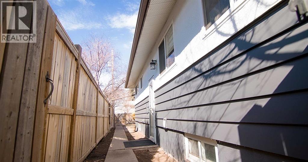 15 Hamlet Road SW — photo 35