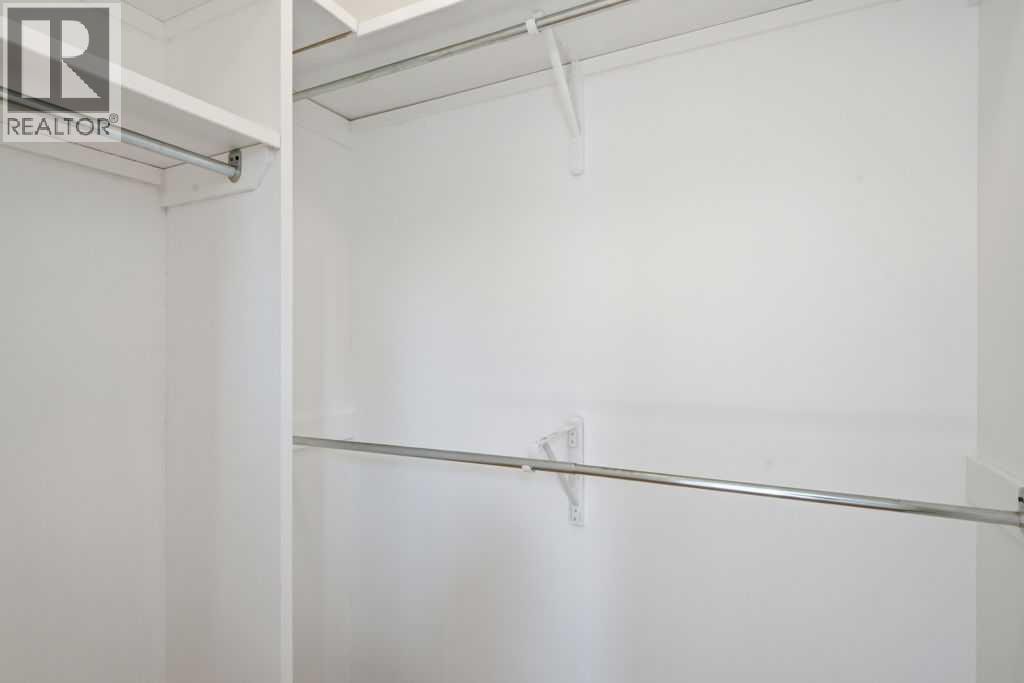 690 Coventry Drive NE — photo 35