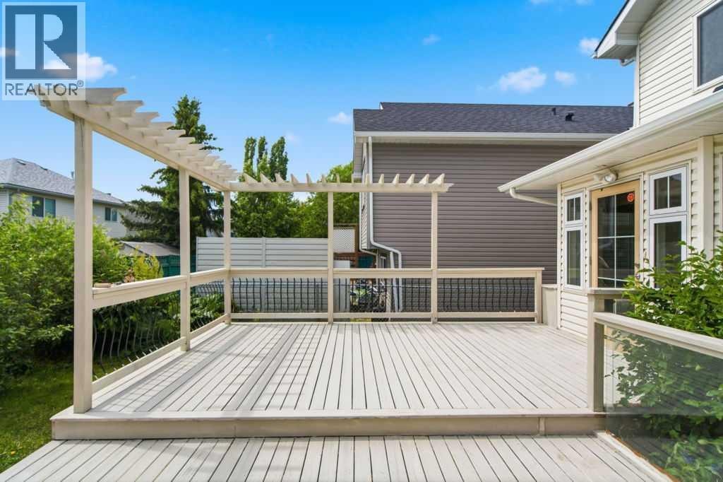 690 Coventry Drive NE — photo 47