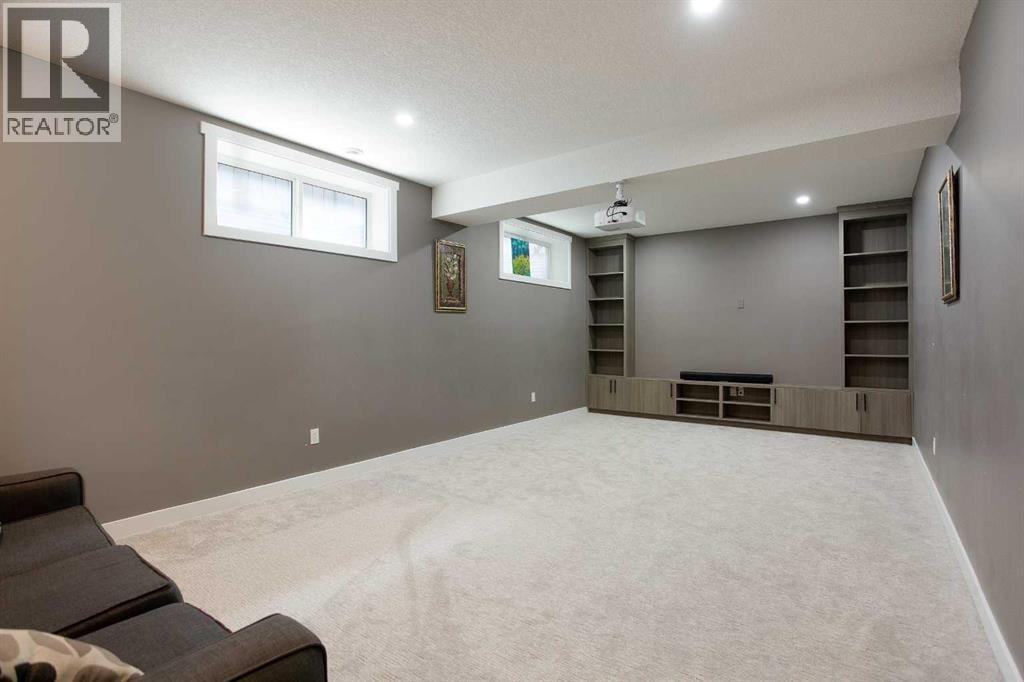 342 Hillcrest Circle SW — photo 34