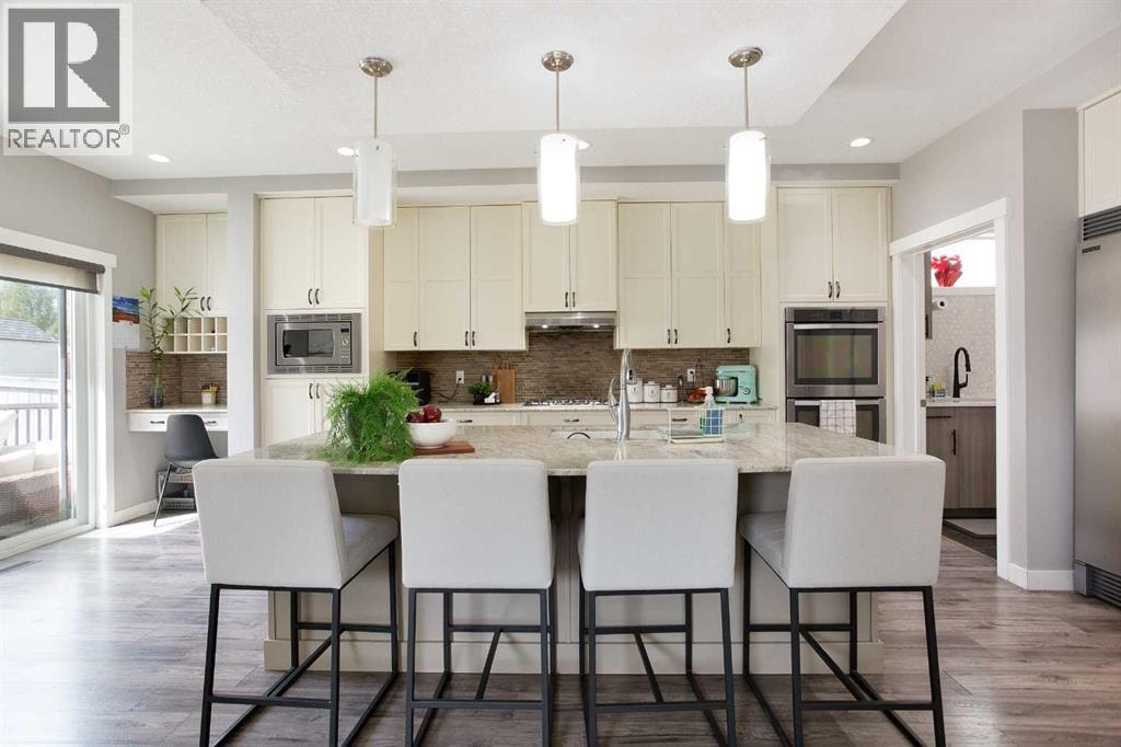 342 Hillcrest Circle SW — photo 3