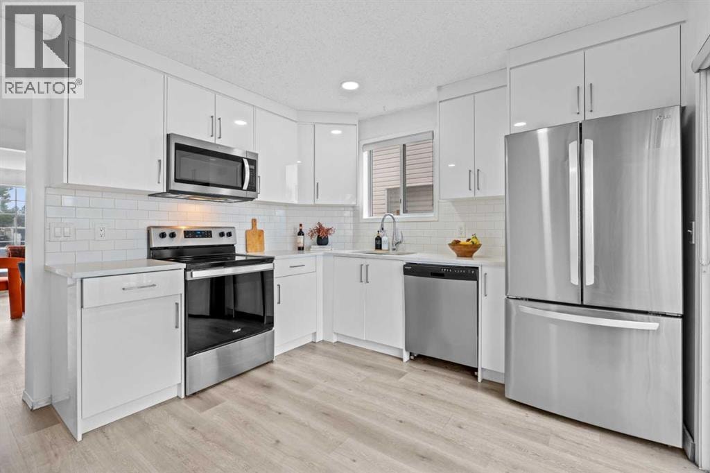 146 Erin Road SE — photo 7