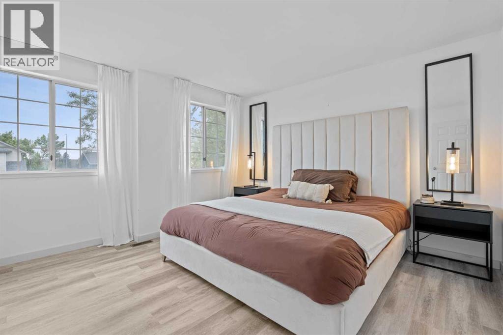 146 Erin Road SE — photo 11