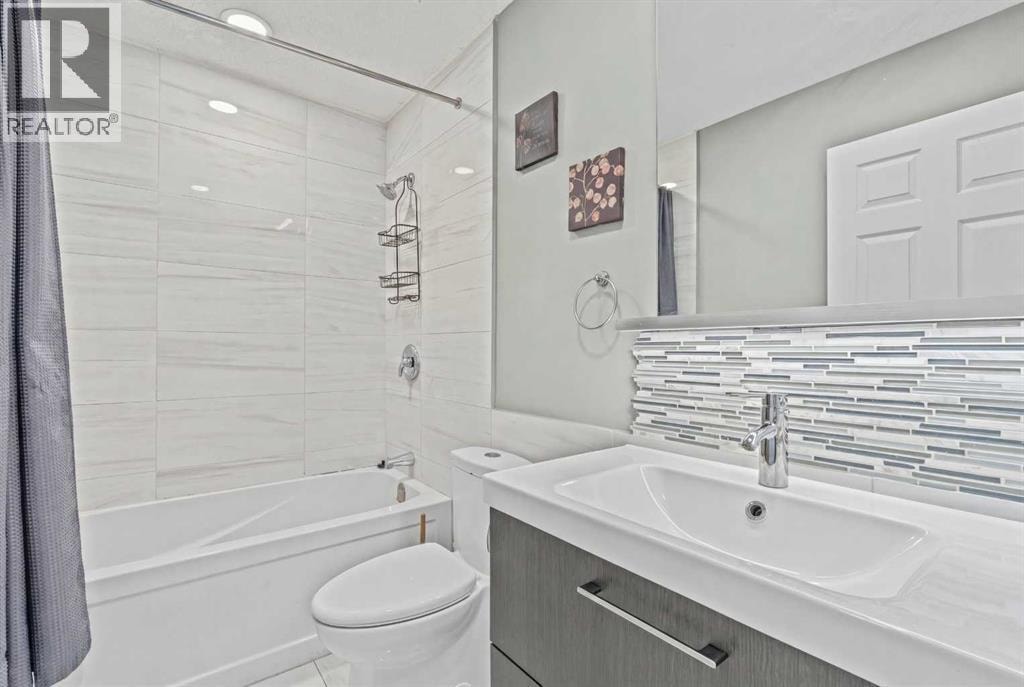 146 Erin Road SE — photo 15