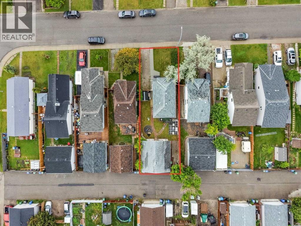 146 Erin Road SE — photo 38