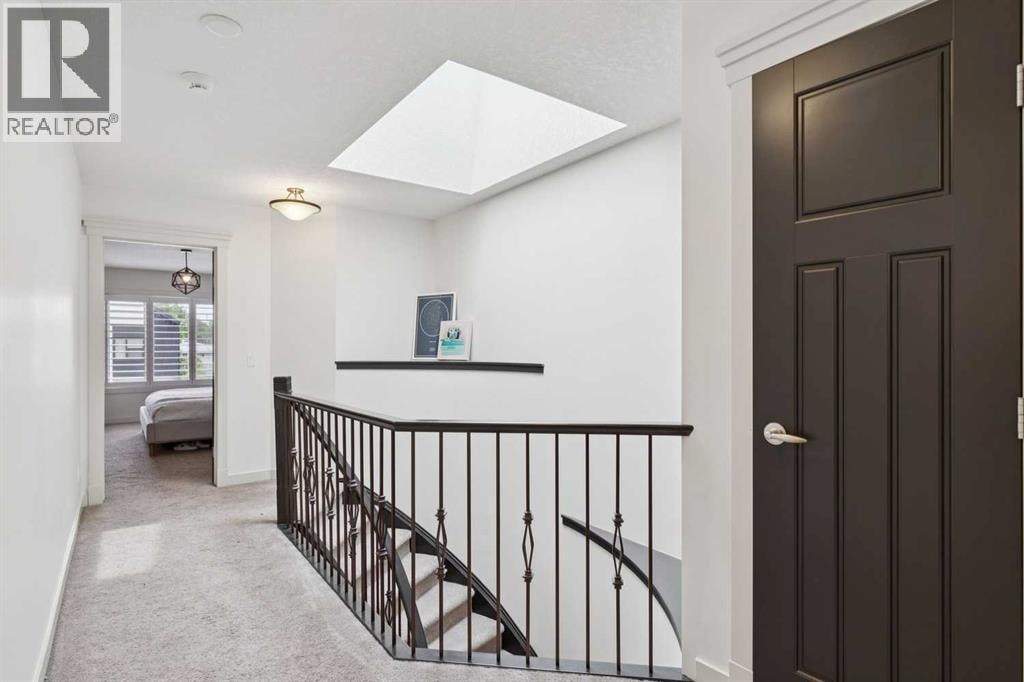 3039 27 Street SW — photo 27