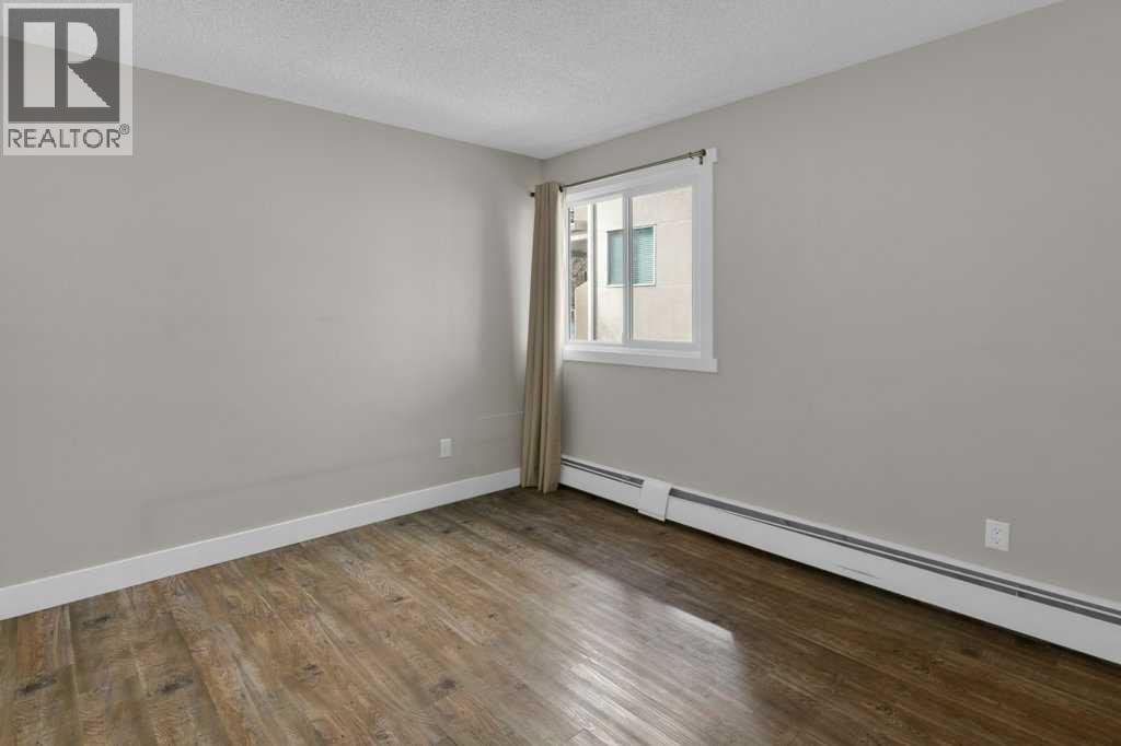 6, 3402 Parkdale Boulevard NW — photo 27
