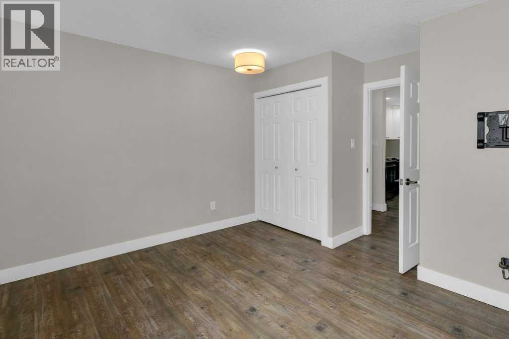 6, 3402 Parkdale Boulevard NW — photo 28