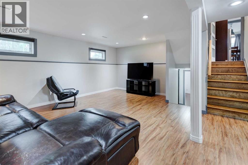 331 96 Avenue SE — photo 21