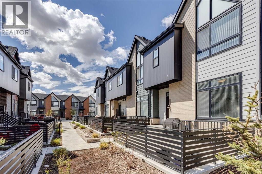 310 Sage Meadows Gardens NW — photo 3
