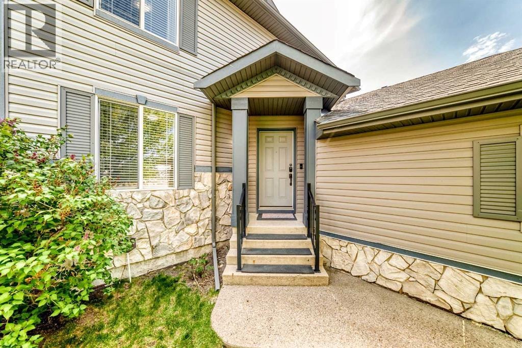 34 Kingsland Heights SE — photo 1