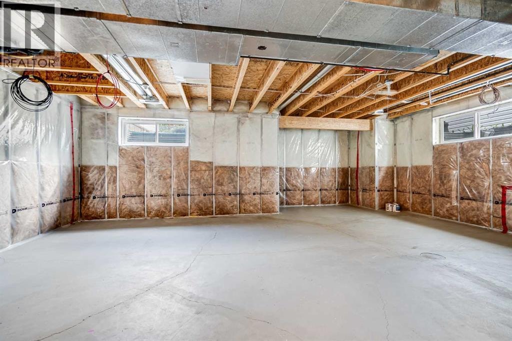 34 Kincora Drive NW — photo 36