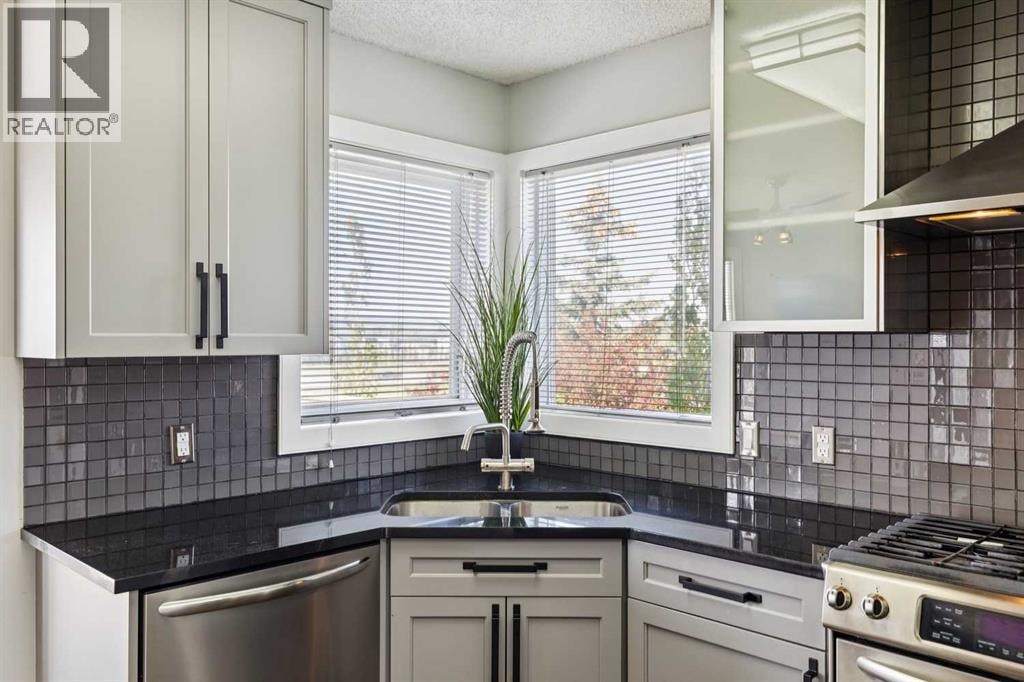 98 Sierra Nevada Green SW — photo 11