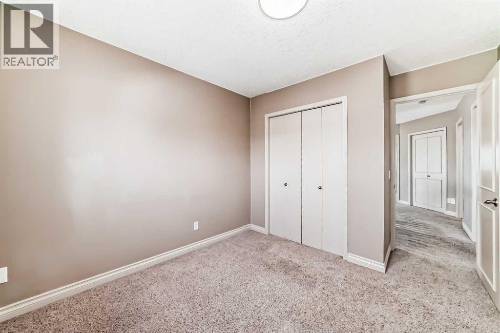 291 EAST CHESTERMERE Drive — photo 36