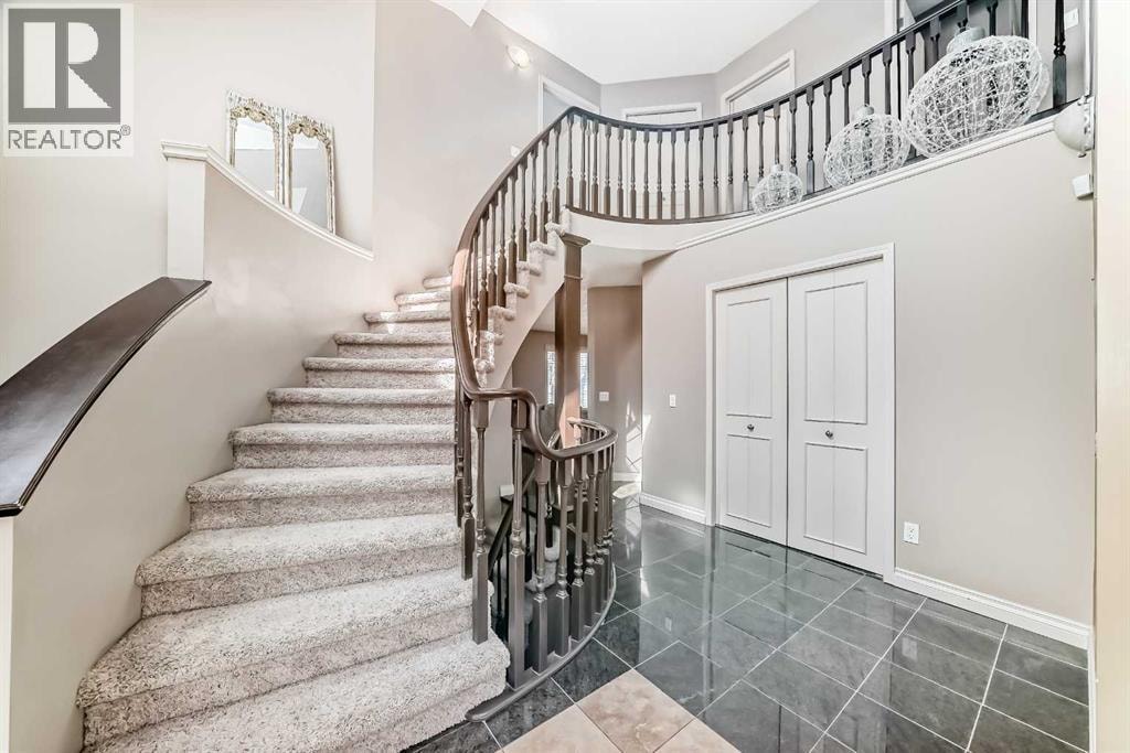 291 EAST CHESTERMERE Drive — photo 4