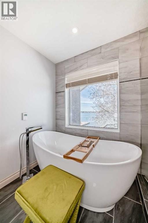 291 EAST CHESTERMERE Drive — photo 33