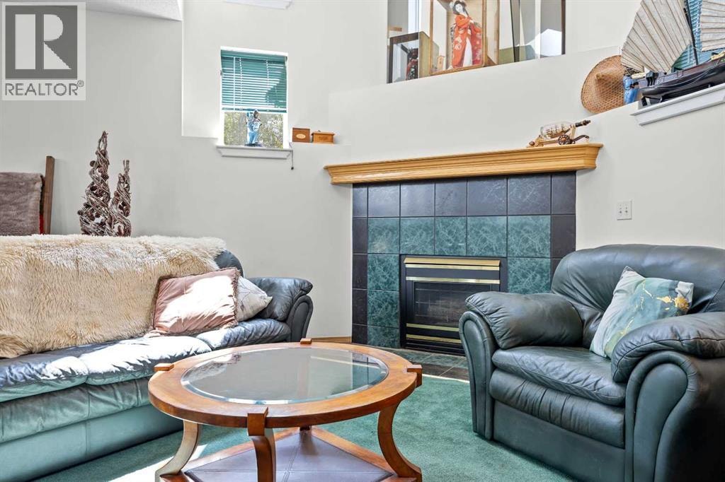 242 Hidden Spring Mews NW — photo 31
