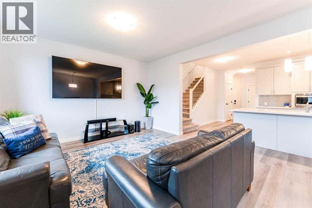 54 Evansfield Green NW — photo 5