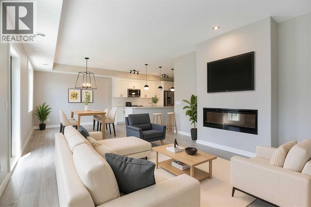 607 Cranbrook Walk SE — photo 2