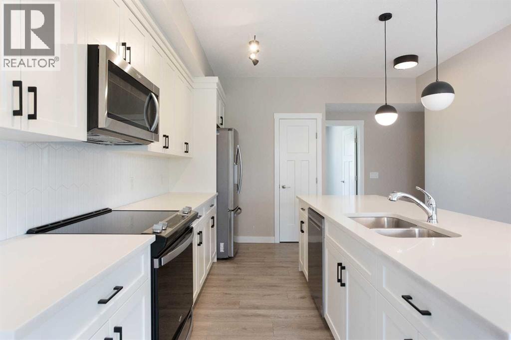 607 Cranbrook Walk SE — photo 8