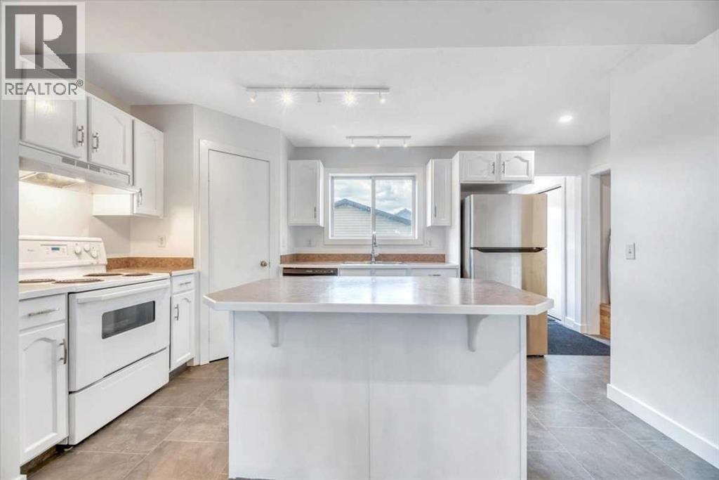 223 Coventry Road NE — photo 11