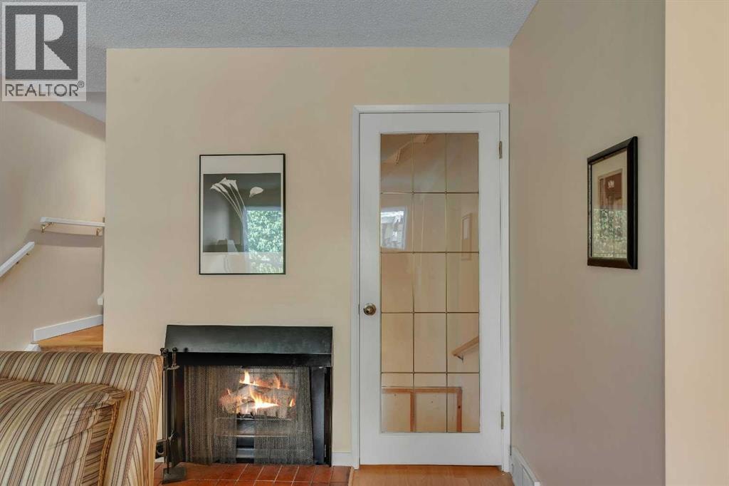 304, 544 Blackthorn Road NE — photo 7