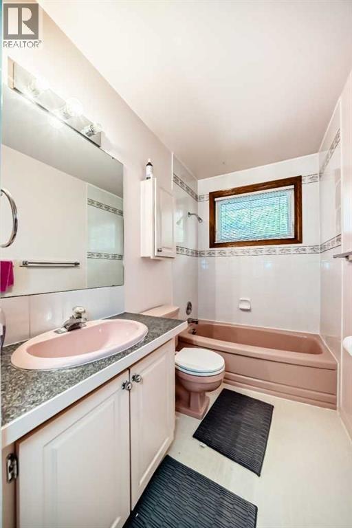 3132 48 Street SW — photo 24