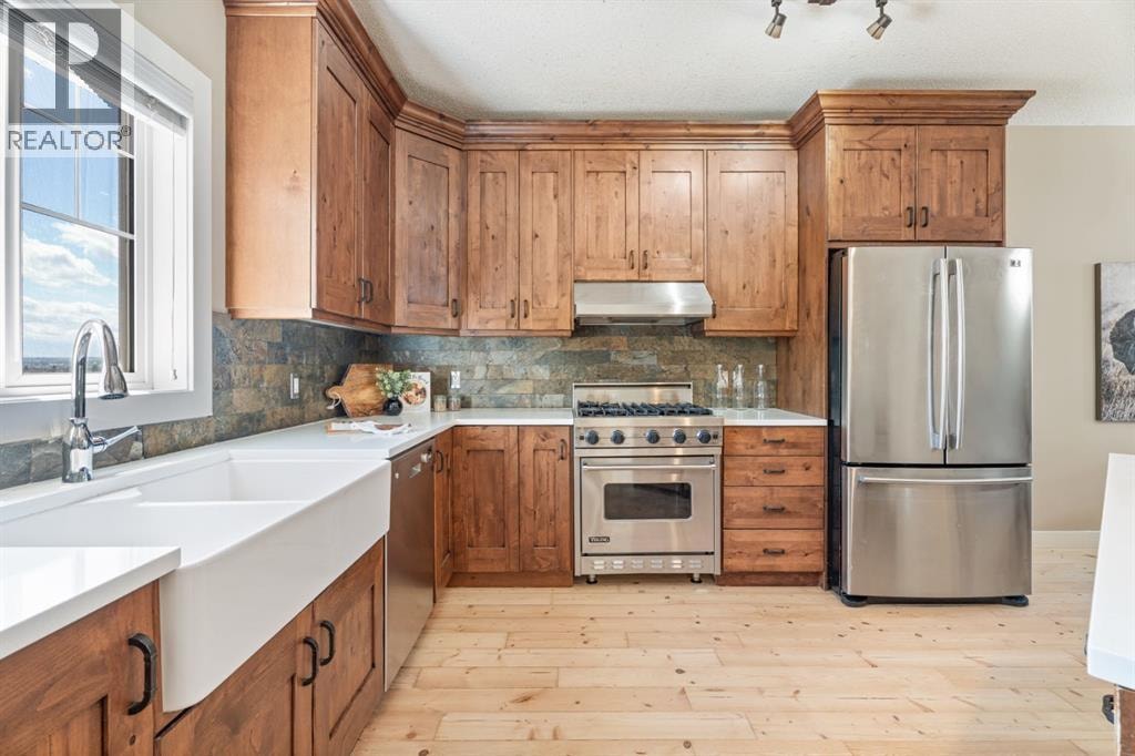 135 Drake Landing View — photo 8