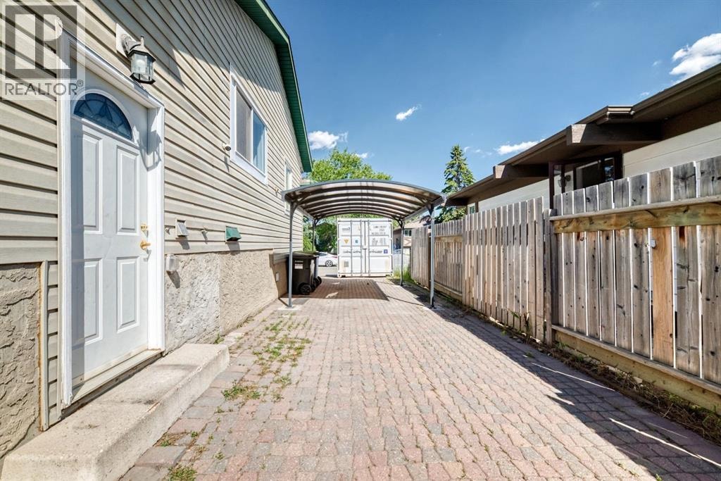55 Doverglen Crescent SE — photo 33