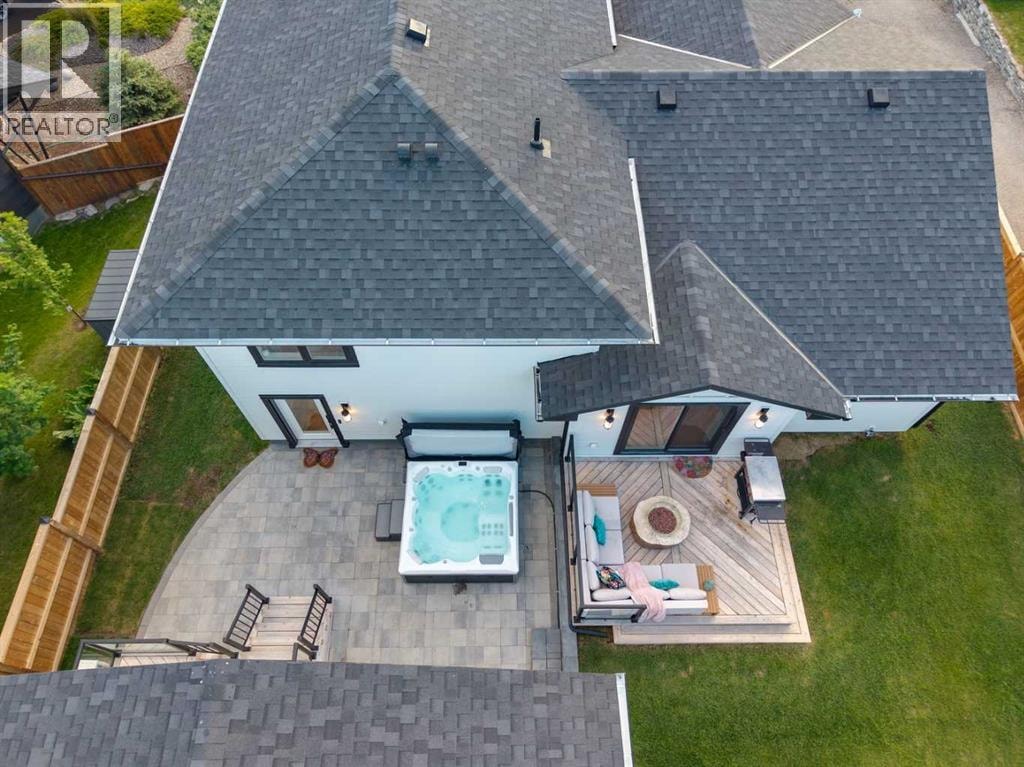 16 Calandar Road NW — photo 27