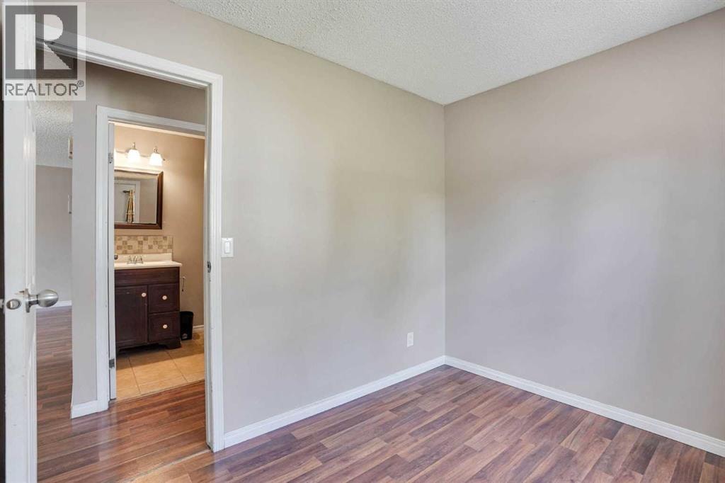 56 Fallingworth Bay NE — photo 14