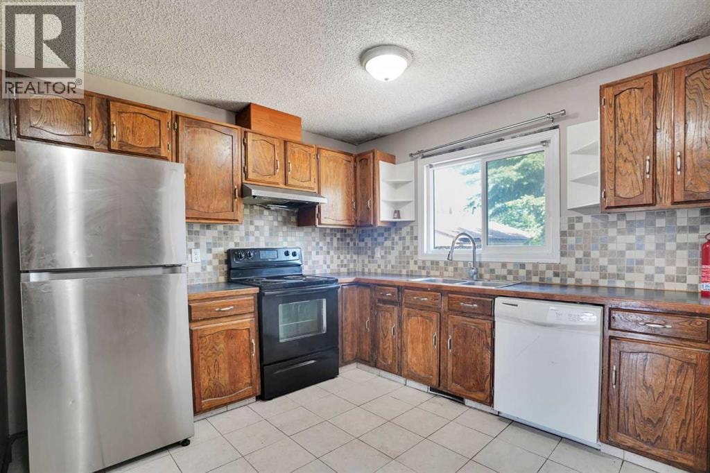 56 Fallingworth Bay NE — photo 19